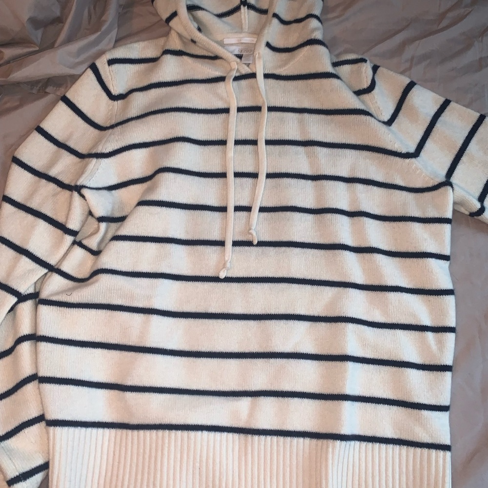 Cream and navy cashmere hooded sweater.